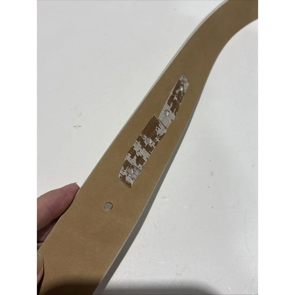Kate Spade New York In The Loop Ivory Tasseled Adjustable Buckle Logo Women M